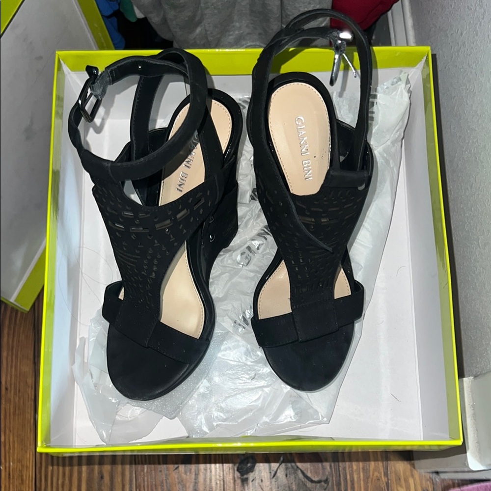 Gianni Bini Black Women's Sandals